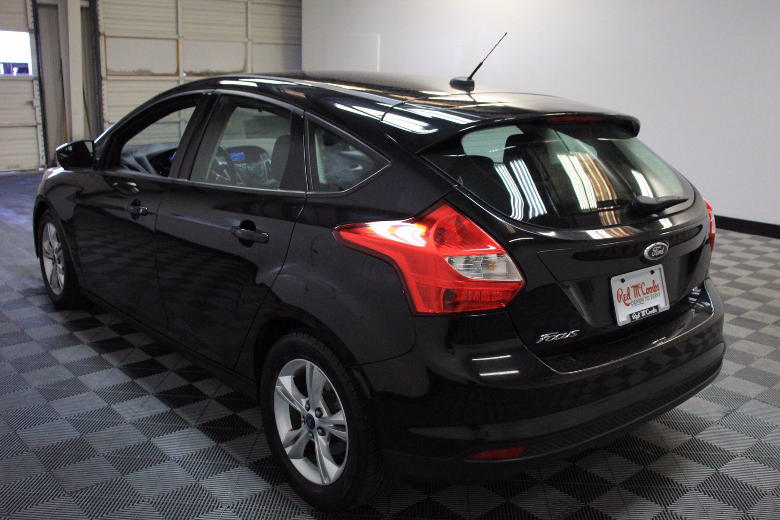 Pre-owned 2012 Ford Focus Se Hatchback In San Antonio #101344b 